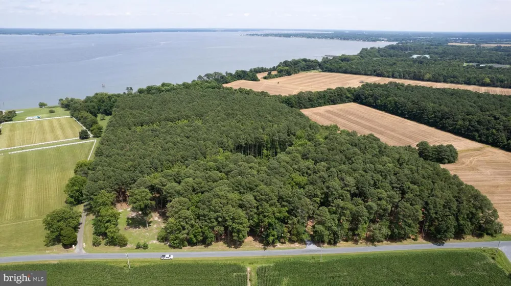 HORNS POINT ROAD Cambridge, MD 21613