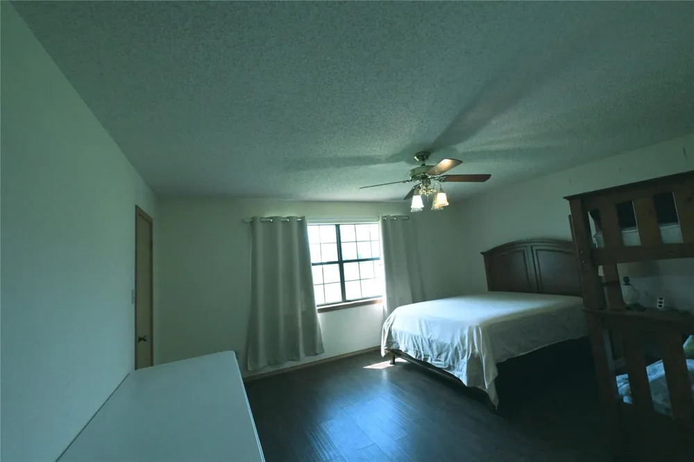 390 Johnson Road Coldspring, TX 77331