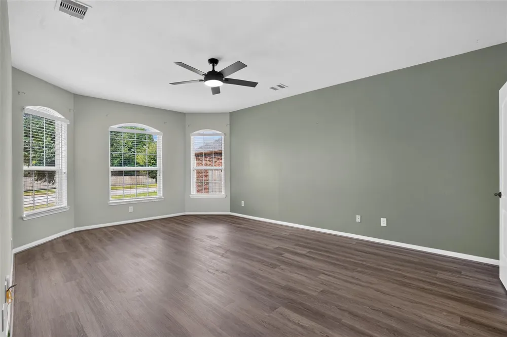 7611 Dragon Pearls Lane Conroe, TX 77304