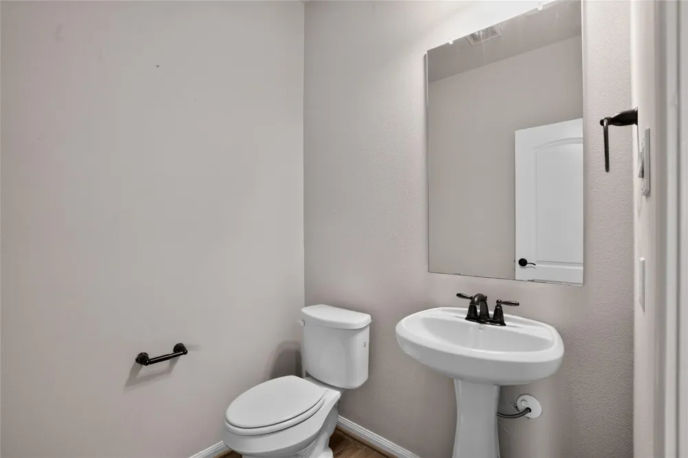 7611 Dragon Pearls Lane Conroe, TX 77304