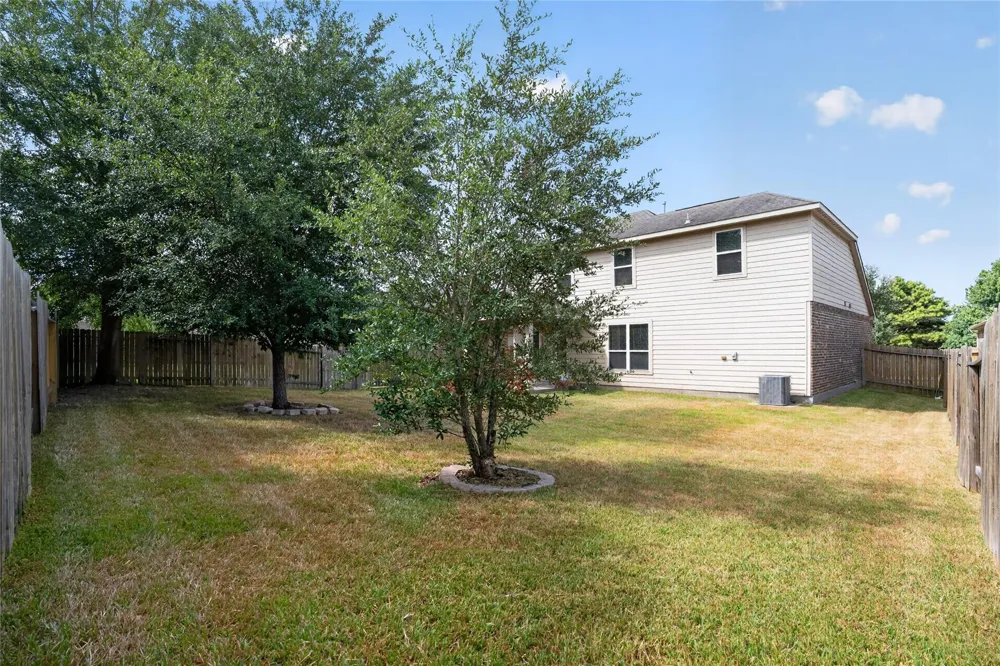 7611 Dragon Pearls Lane Conroe, TX 77304