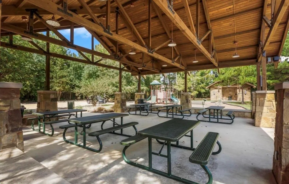 7611 Dragon Pearls Lane Conroe, TX 77304