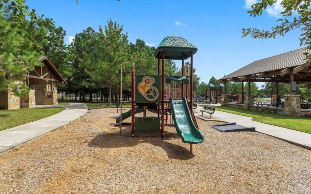 7611 Dragon Pearls Lane Conroe, TX 77304