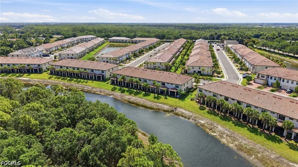 Weeping Willow Court Cape Coral, FL 33909