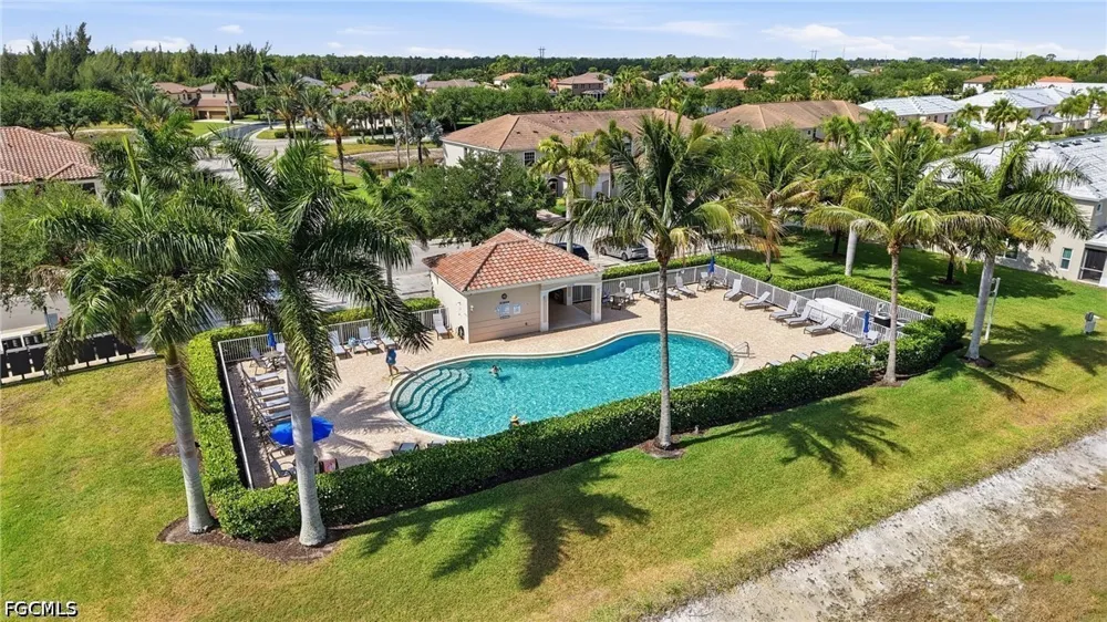Weeping Willow Court Cape Coral, FL 33909