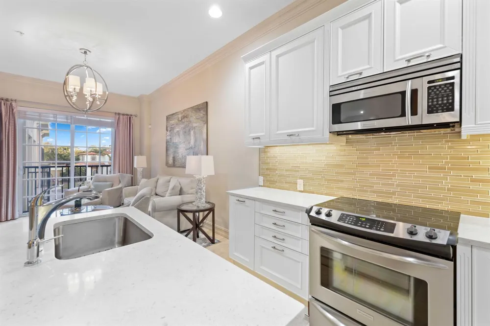 150 NE 6th Avenue Delray Beach, FL 33483