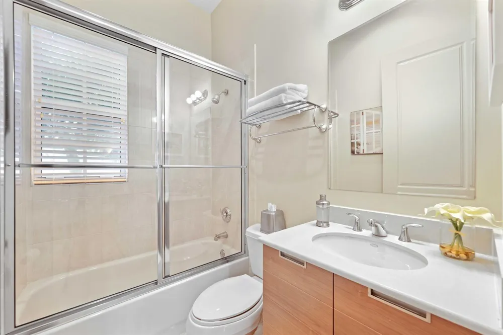 150 NE 6th Avenue Delray Beach, FL 33483