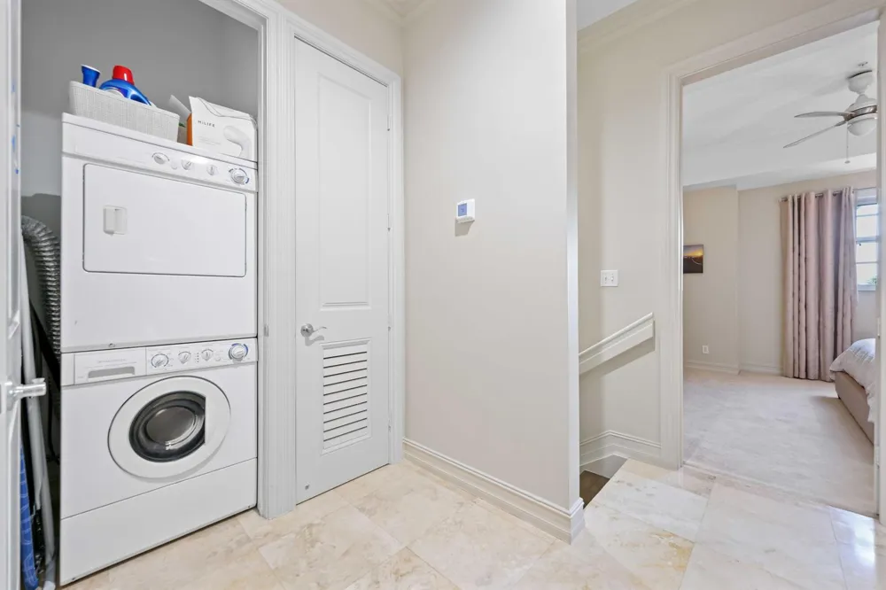 150 NE 6th Avenue Delray Beach, FL 33483