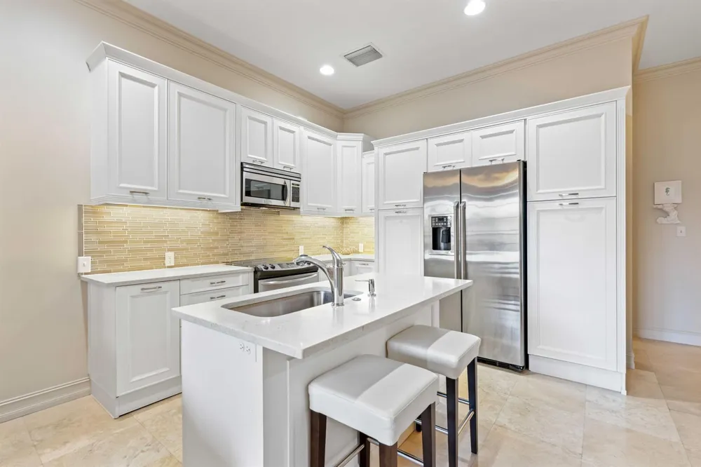 150 NE 6th Avenue Delray Beach, FL 33483