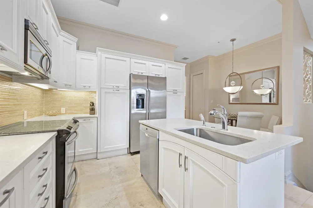 150 NE 6th Avenue Delray Beach, FL 33483