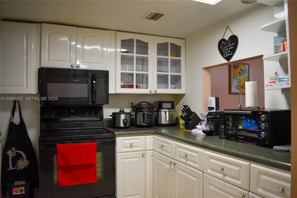 6600 W 2nd Ct #15 Hialeah, FL 33012