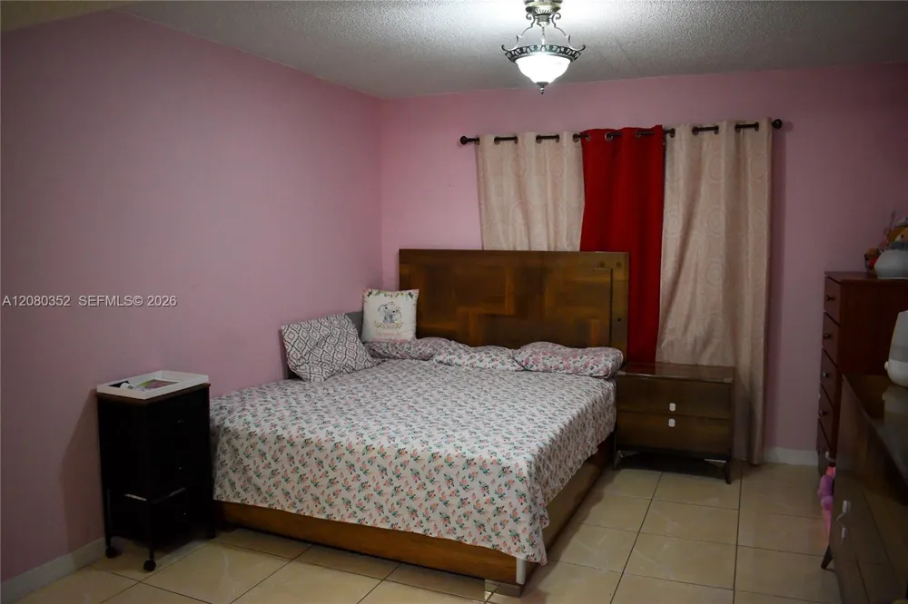 6600 W 2nd Ct #15 Hialeah, FL 33012