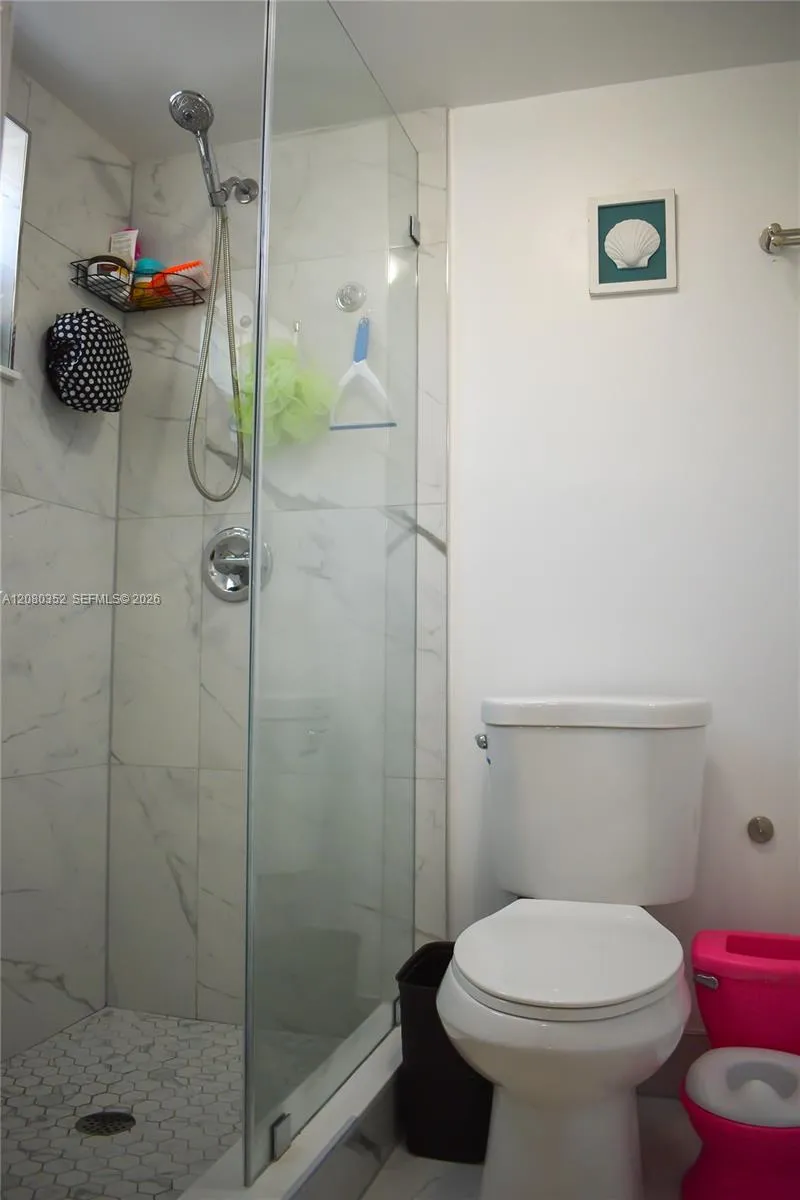 6600 W 2nd Ct #15 Hialeah, FL 33012
