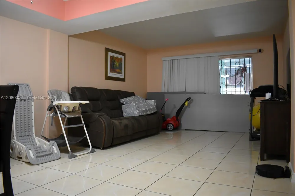 6600 W 2nd Ct #15 Hialeah, FL 33012