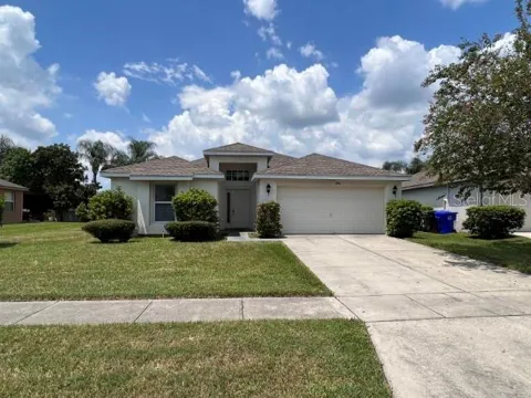 2916 WHITE CEDAR CIRCLE
