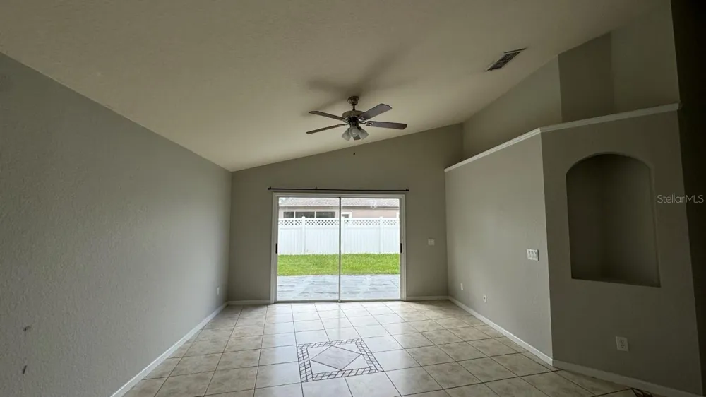 2916 WHITE CEDAR CIRCLE Kissimmee, FL 34741