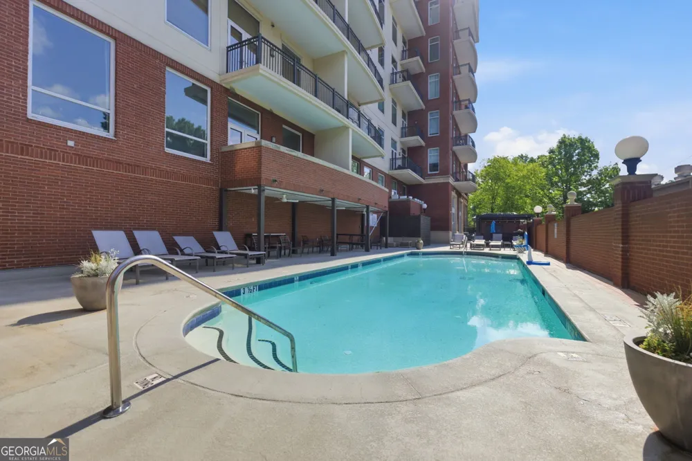3820 Roswell RD NE Atlanta, GA 30342