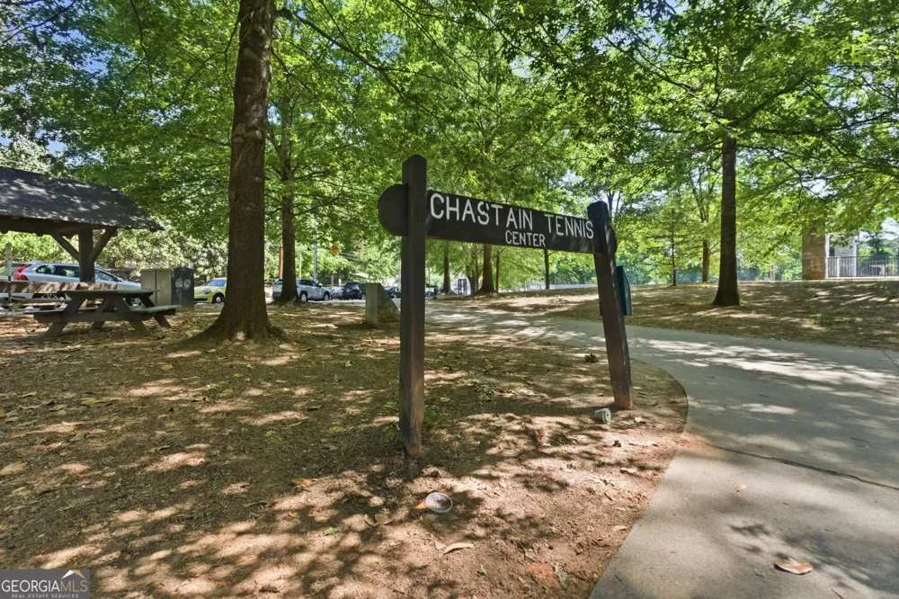 3820 Roswell RD NE Atlanta, GA 30342