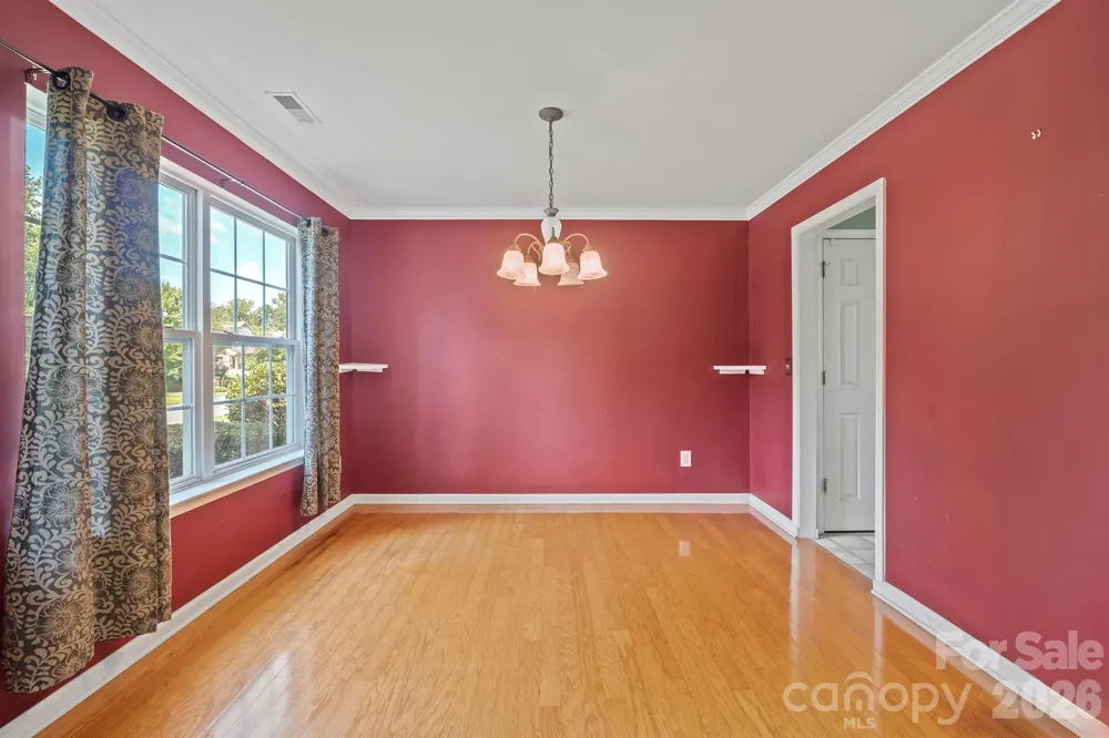 2015 Mallard Pointe Drive Kannapolis, NC 28083