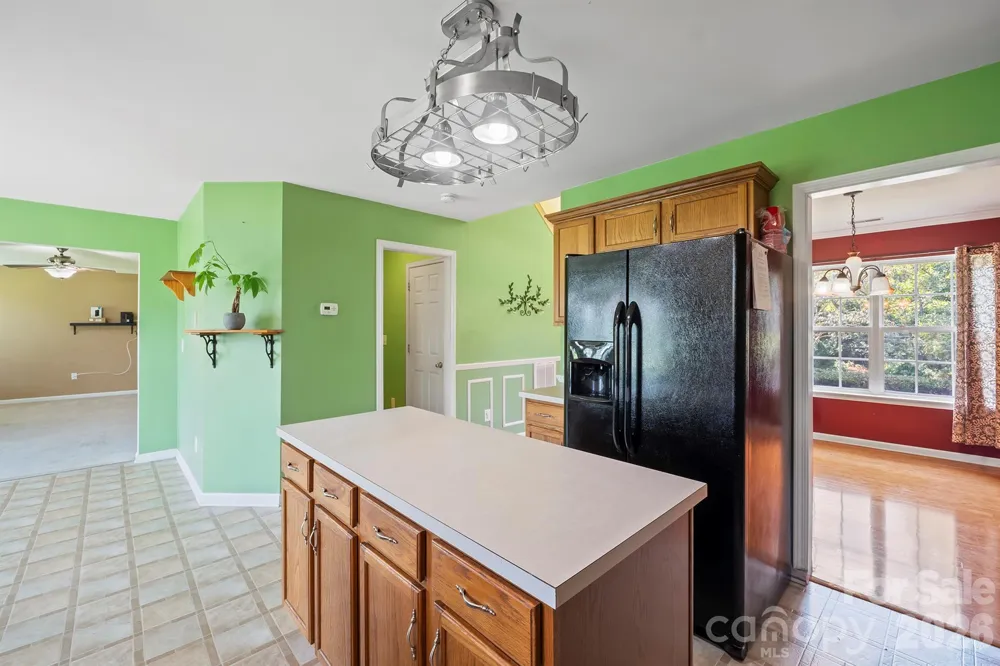 2015 Mallard Pointe Drive Kannapolis, NC 28083