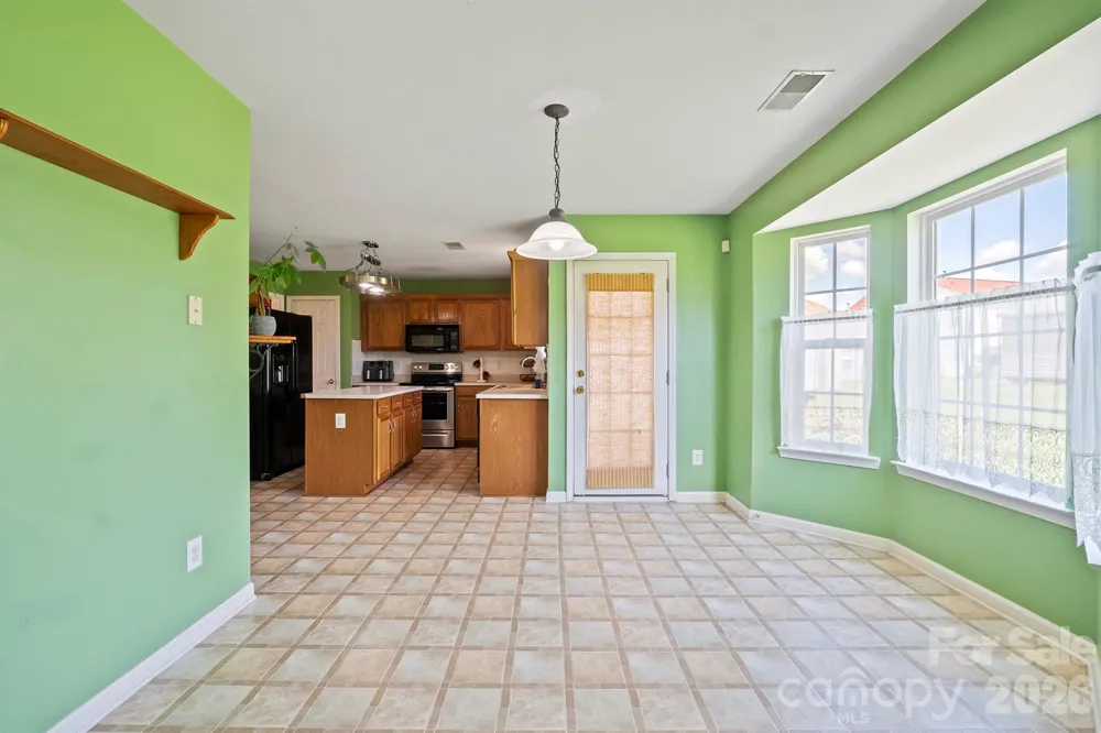 2015 Mallard Pointe Drive Kannapolis, NC 28083
