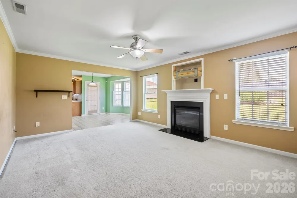 2015 Mallard Pointe Drive Kannapolis, NC 28083