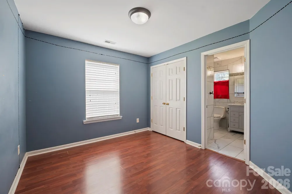 2015 Mallard Pointe Drive Kannapolis, NC 28083