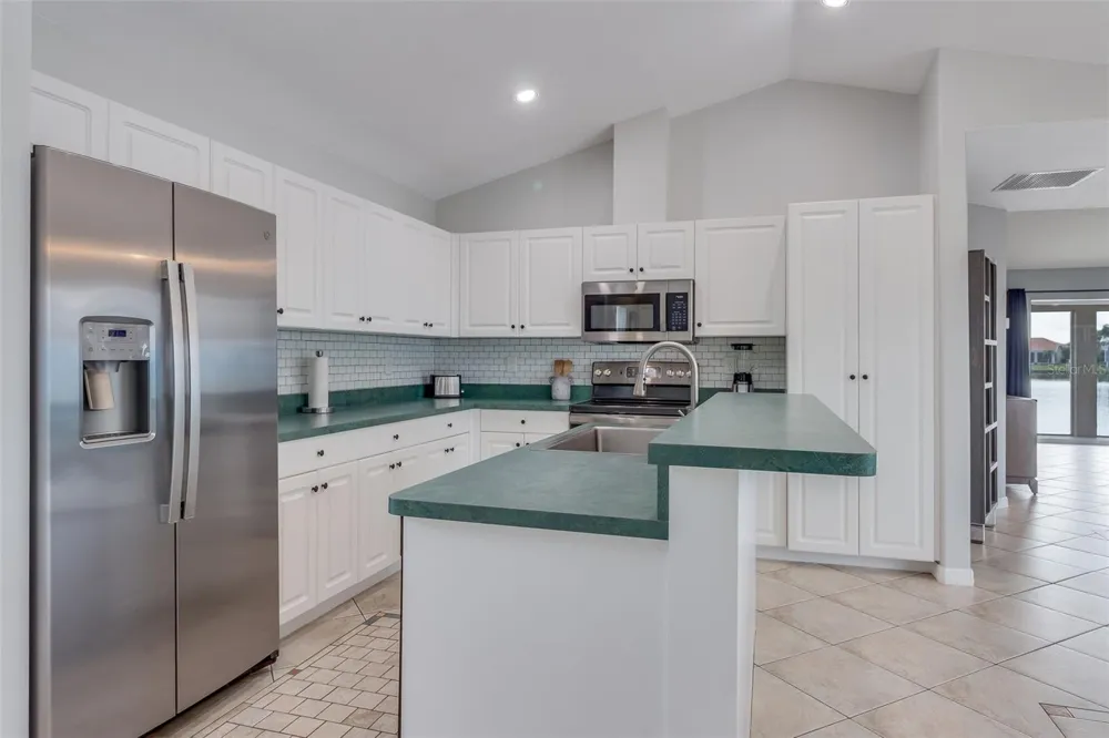 5494 SABAL TRACE DRIVE North Port, FL 34287
