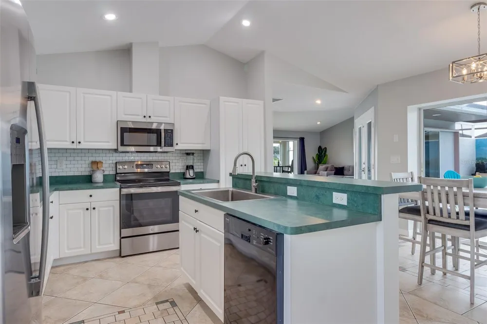 5494 SABAL TRACE DRIVE North Port, FL 34287