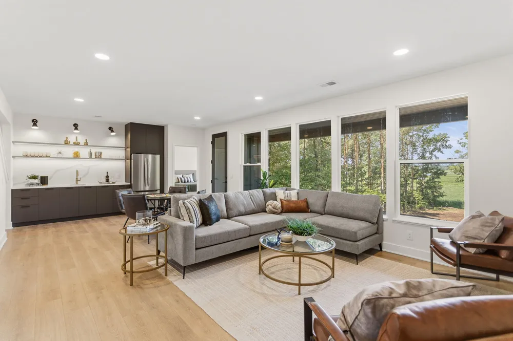 3126 Red Oak Drive Saugatuck, MI 49453