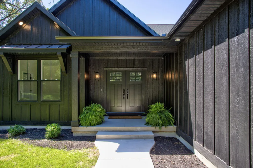 3126 Red Oak Drive Saugatuck, MI 49453