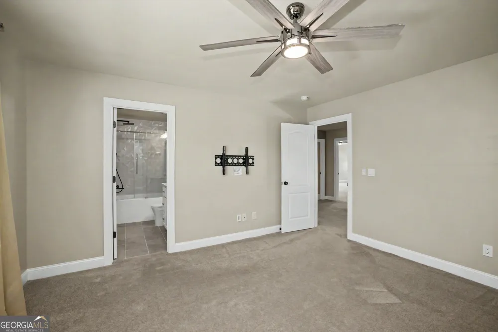 120 Broad Meadows LN Fayetteville, GA 30215