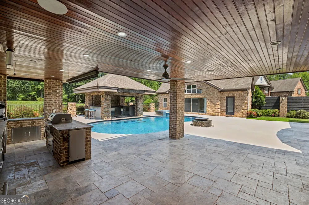 120 Broad Meadows LN Fayetteville, GA 30215