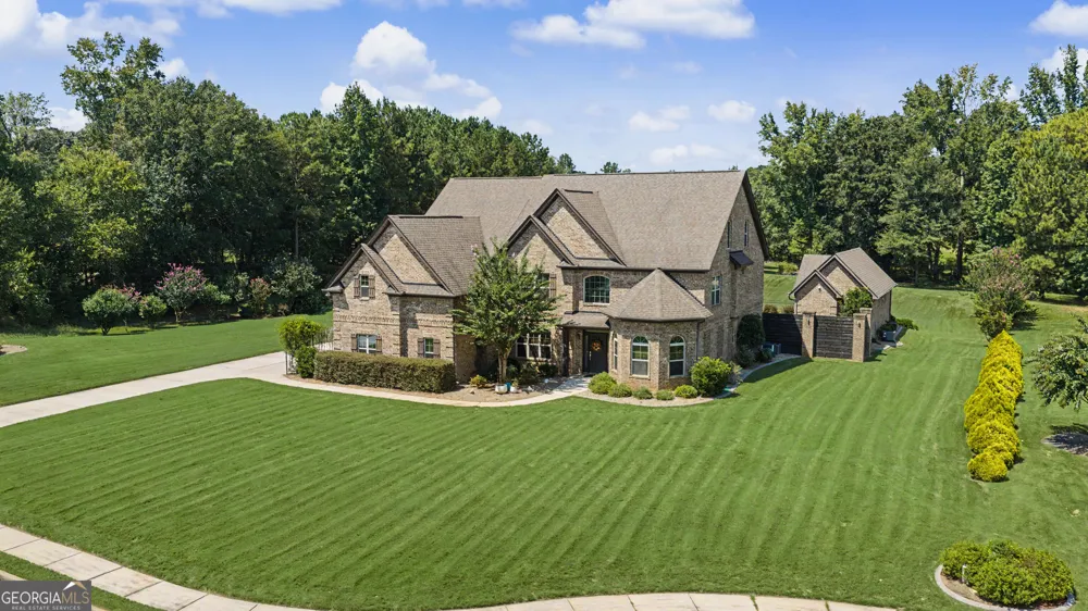 120 Broad Meadows LN Fayetteville, GA 30215