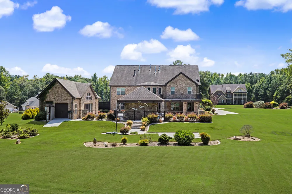 120 Broad Meadows LN Fayetteville, GA 30215