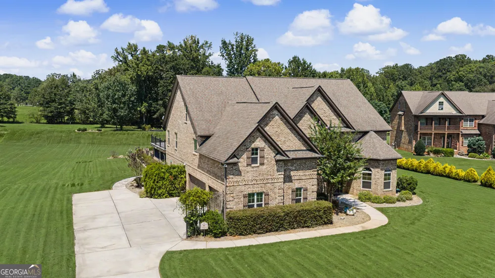 120 Broad Meadows LN Fayetteville, GA 30215