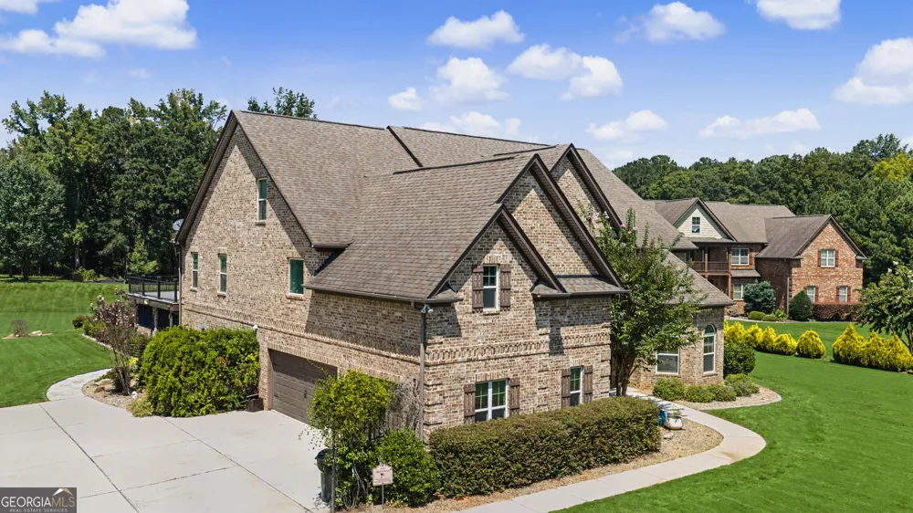 120 Broad Meadows LN Fayetteville, GA 30215