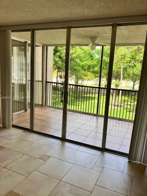 3910 Inverrary Blvd #304-B Lauderhill, FL 33319