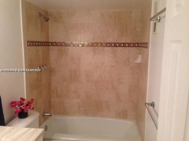3910 Inverrary Blvd #304-B Lauderhill, FL 33319