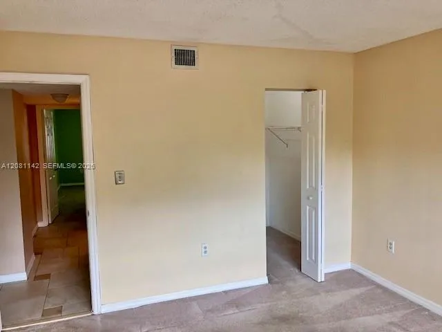 3910 Inverrary Blvd #304-B Lauderhill, FL 33319