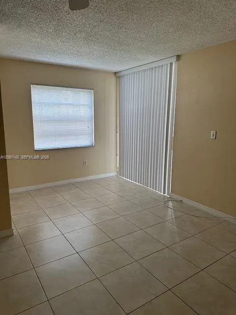 3910 Inverrary Blvd #304-B Lauderhill, FL 33319