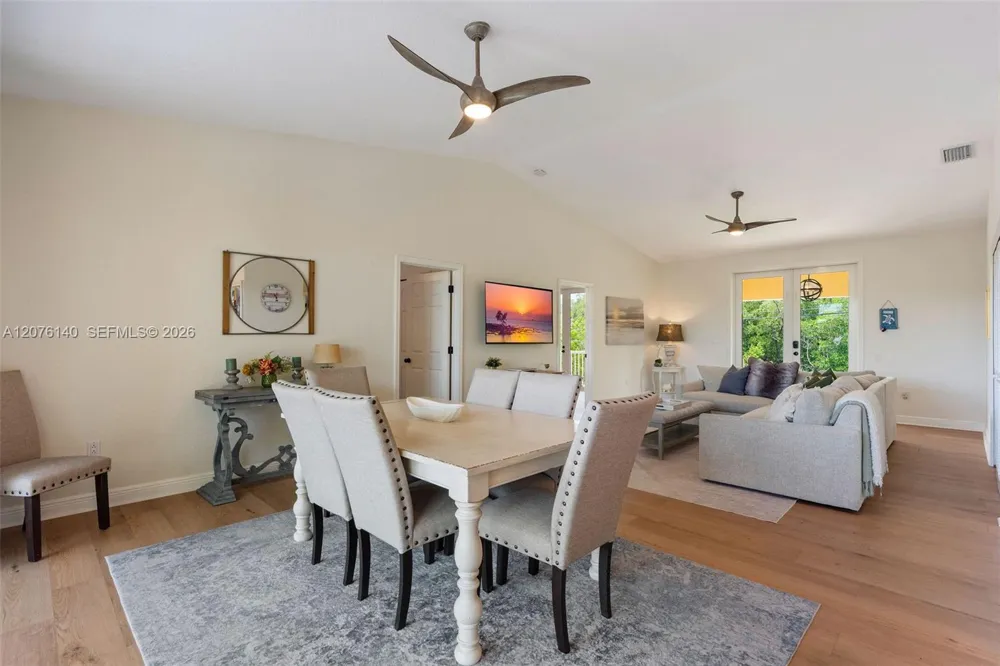 984 Shaw Dr Key Largo, FL 33037