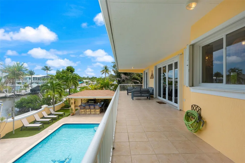984 Shaw Dr Key Largo, FL 33037