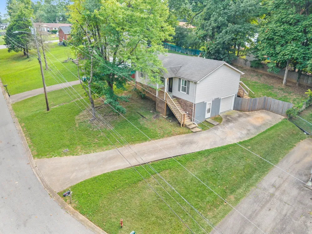 476 Ginkgo Dr Clarksville, TN 37042