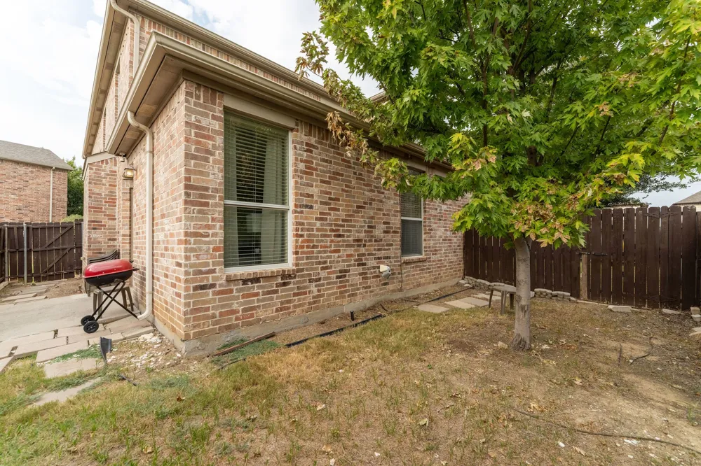 2959 Barcelona Trail Grand Prairie, TX 75052