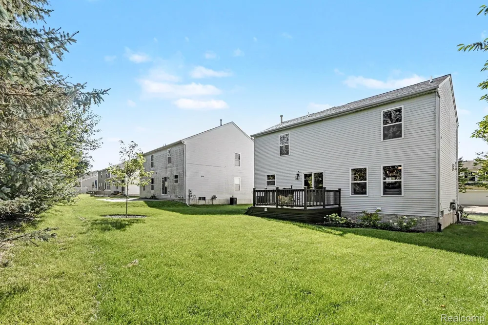8134 Cypress Circle Lima Township, MI 48130