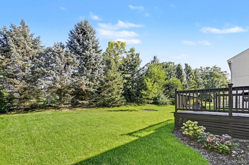 8134 Cypress Circle Lima Township, MI 48130