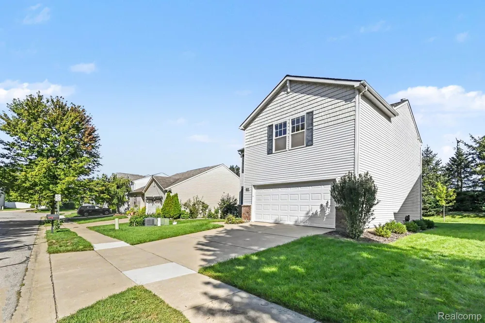 8134 Cypress Circle Lima Township, MI 48130