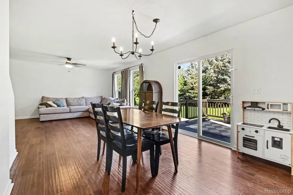 8134 Cypress Circle Lima Township, MI 48130