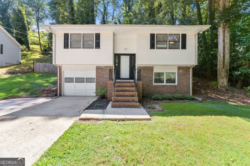 1421 Northwood CIR NE Gainesville, GA 30501